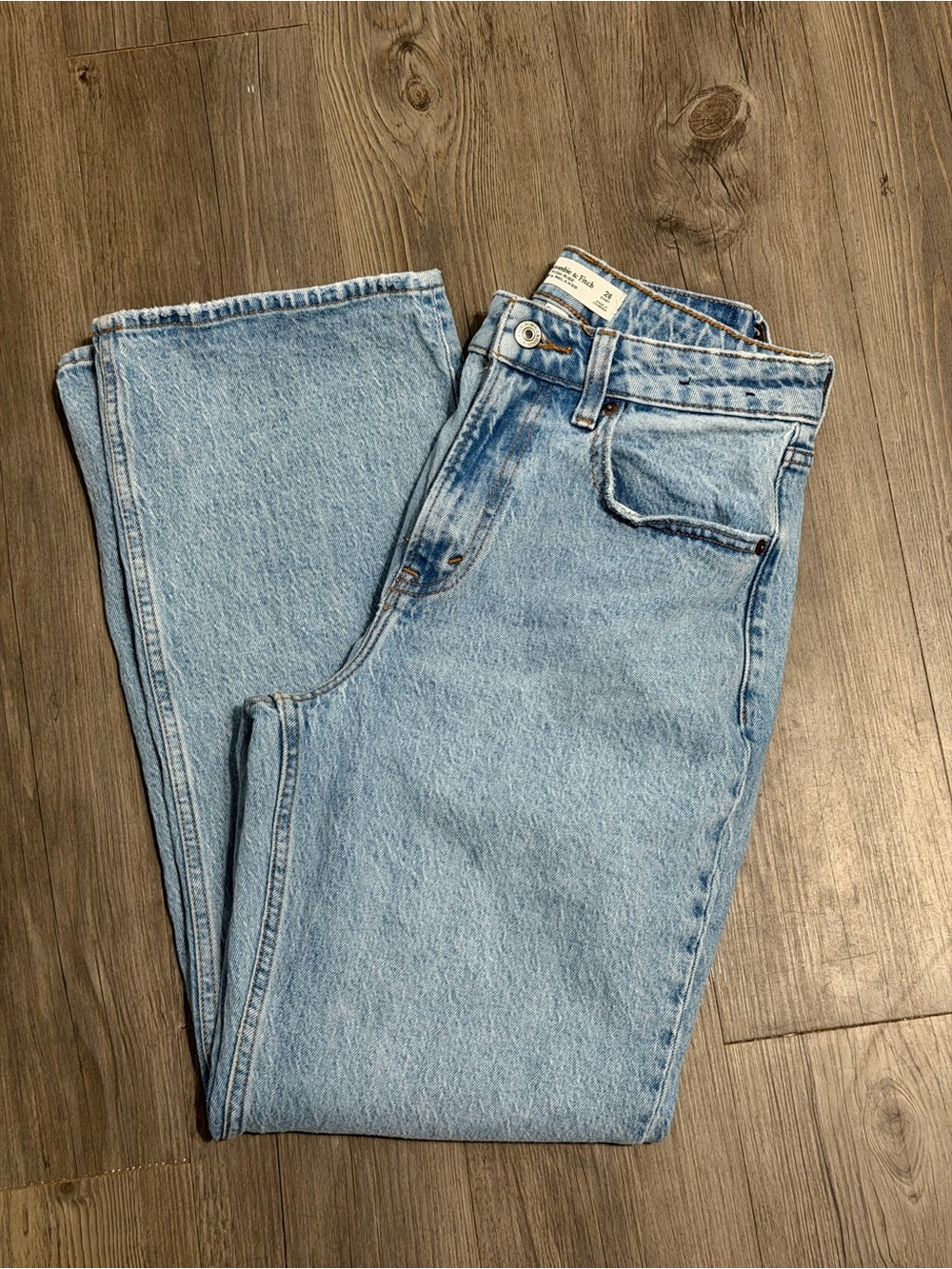 High Rise 90s Jeans